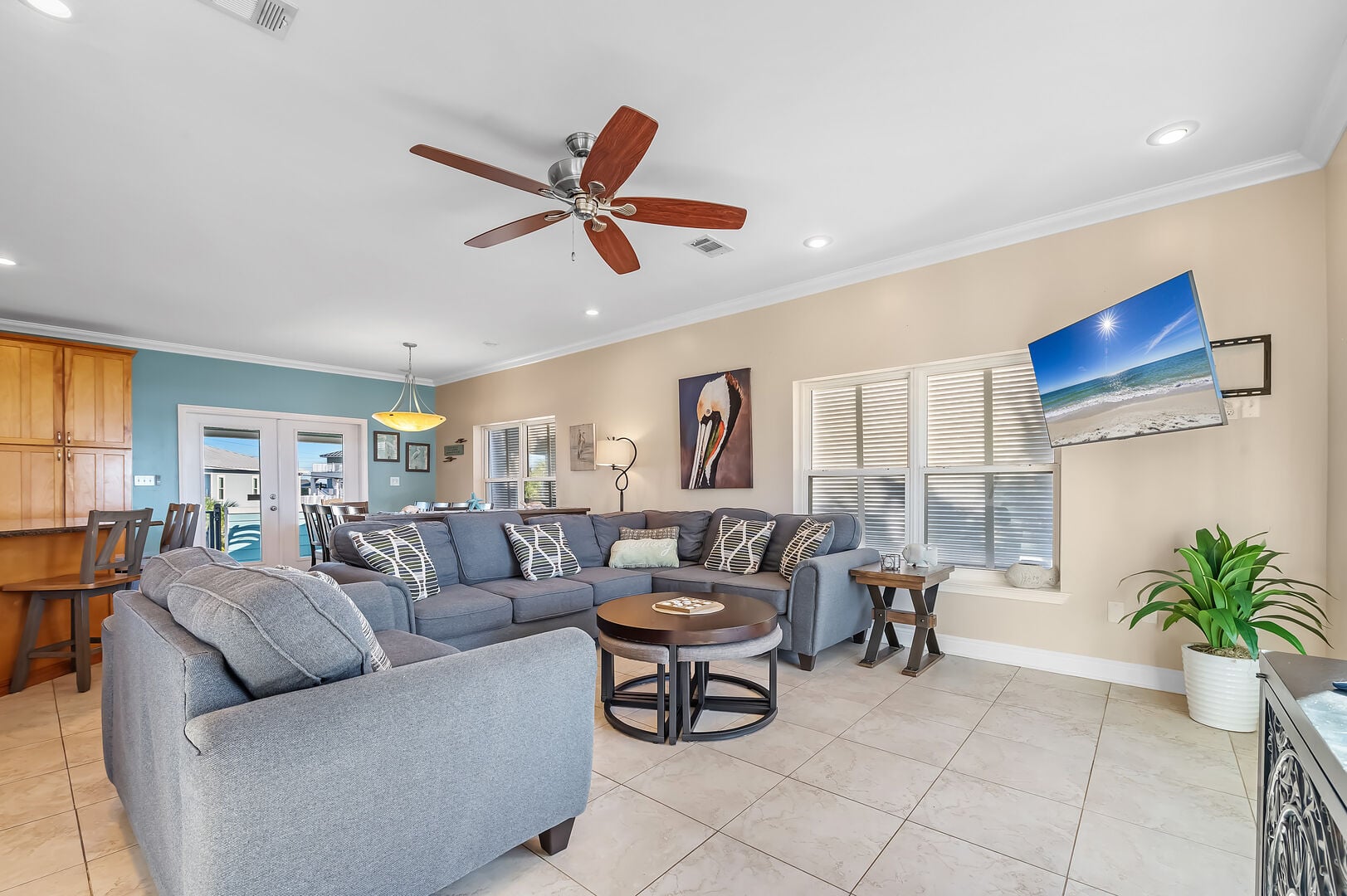 Family Tides Beach House photo 9