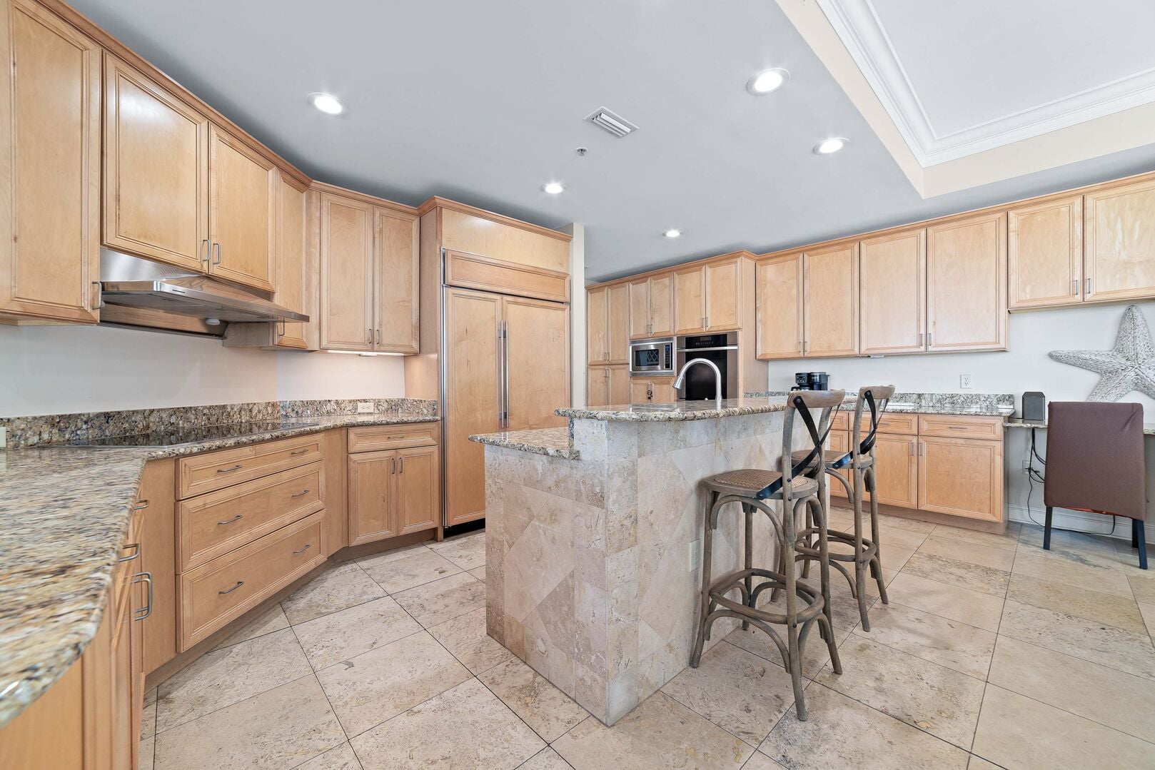 Mediterranean West Unit 601W photo 4