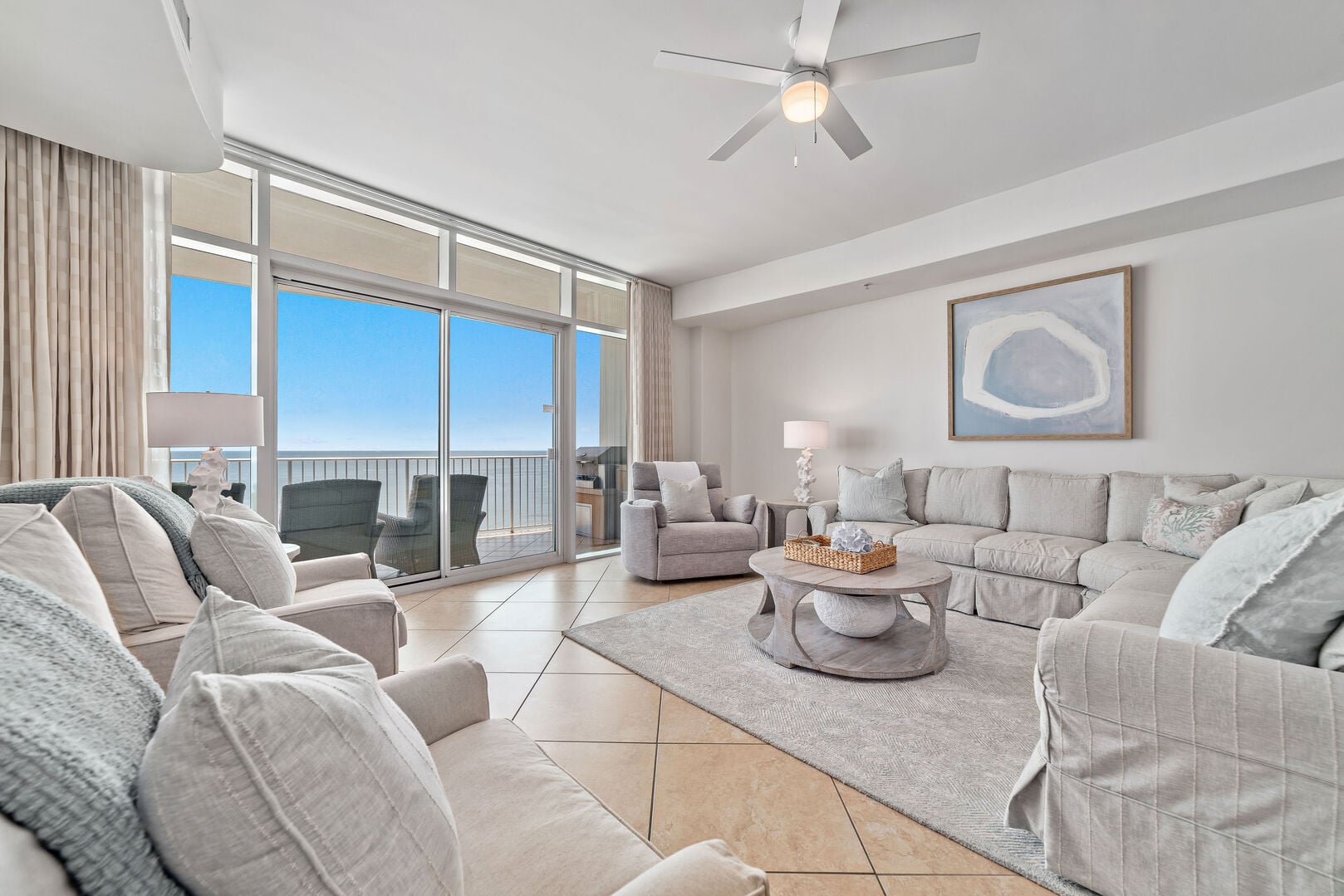 Turquoise Place Unit 802D photo 1