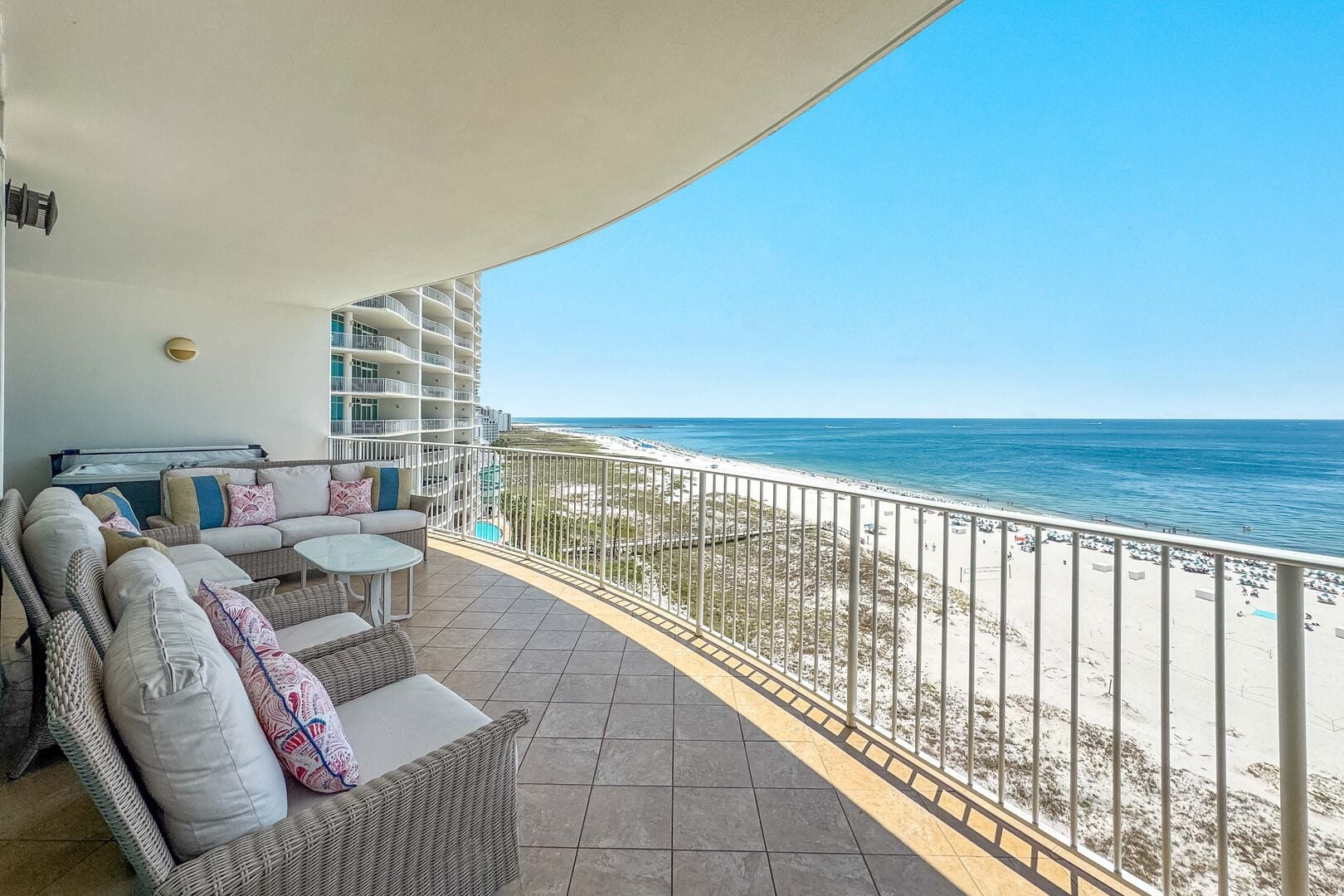 Turquoise Place Unit 802D photo 2