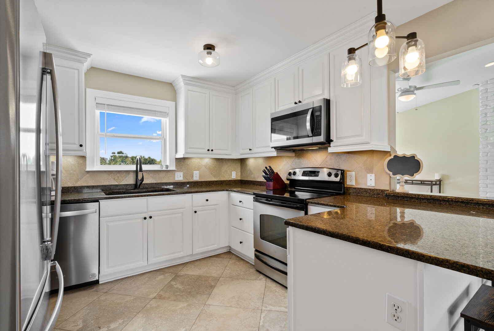 Beachside Bliss Beach House photo 4