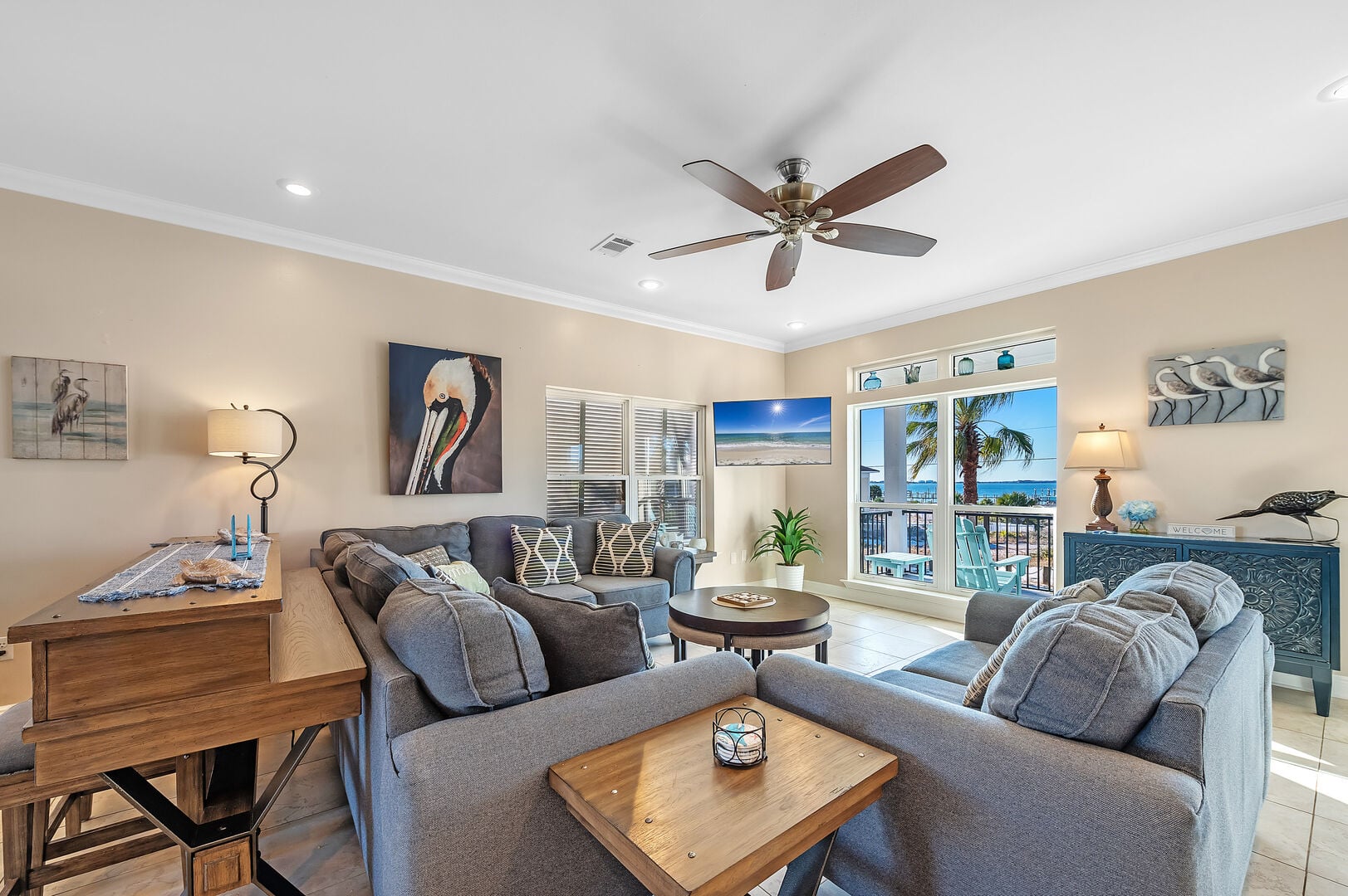 Family Tides Beach House photo 3
