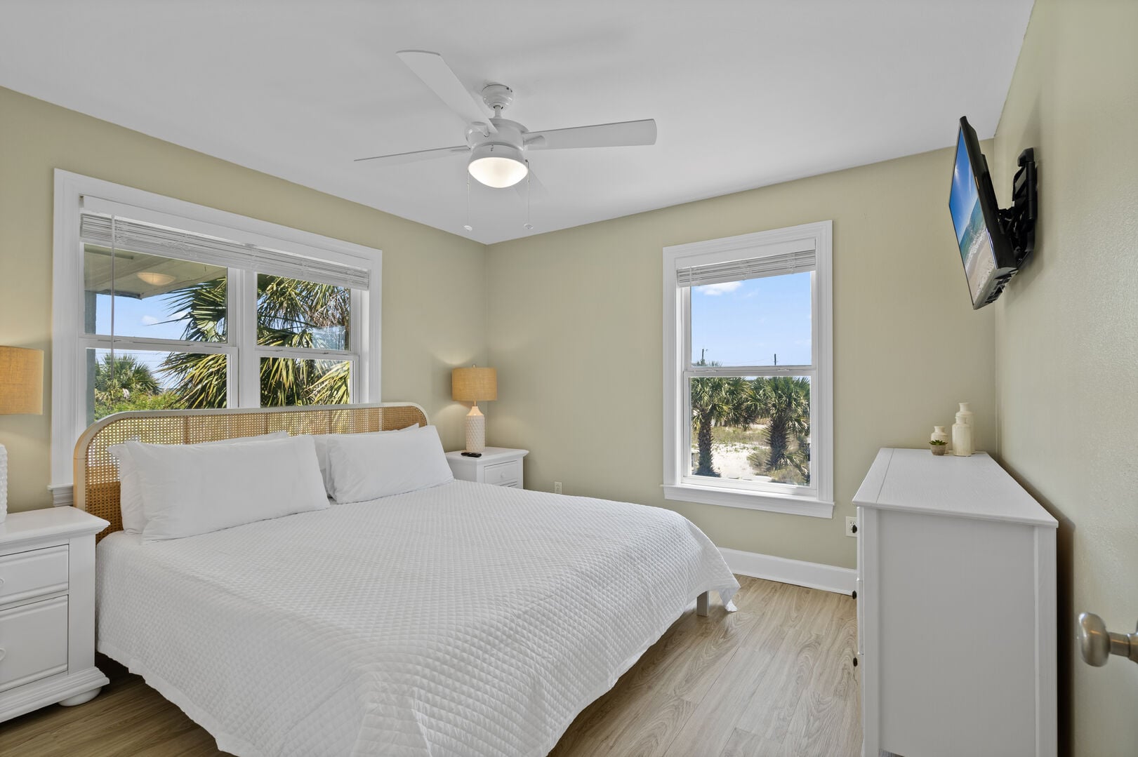 Beachside Bliss Beach House photo 5